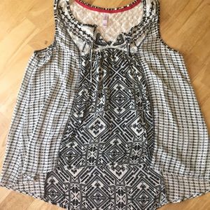 Sleeveless tribal blouse xhileration lg